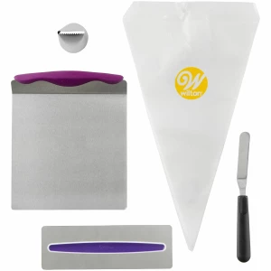 Basic Cake Decorating Set 16 Pz Wilton